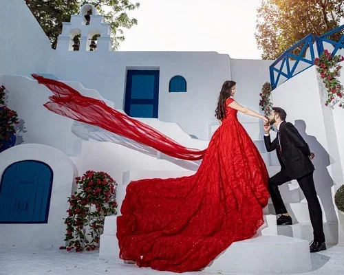 Red gown pre-wedding shoot location