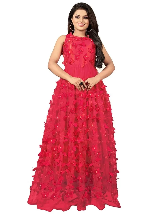 Pre-wedding red gown with detailing